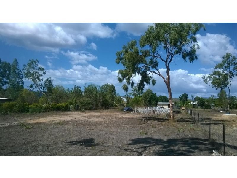 264 Kelso Drive, Kelso QLD 4815