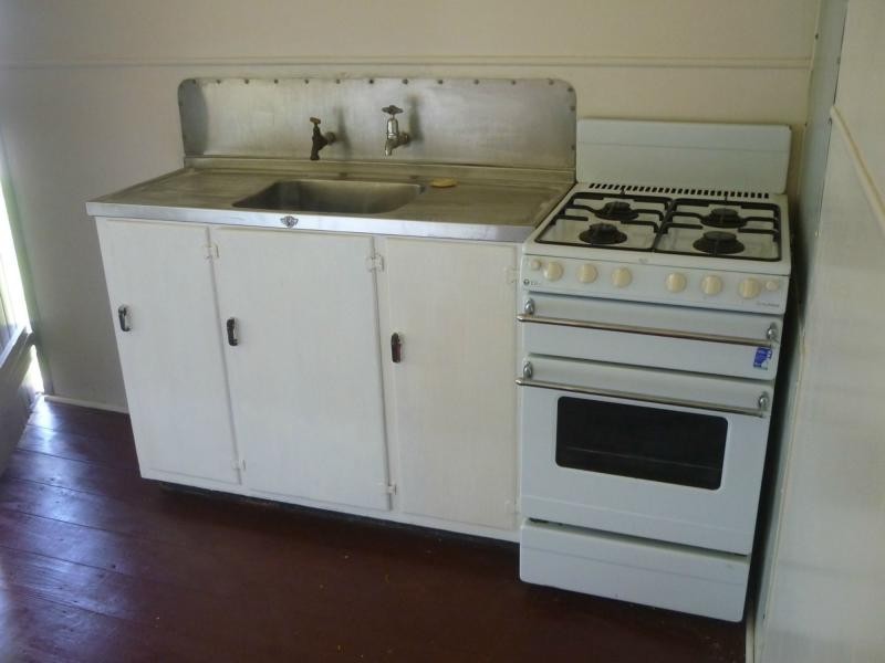 72 Cook Street, North Ward QLD 4810