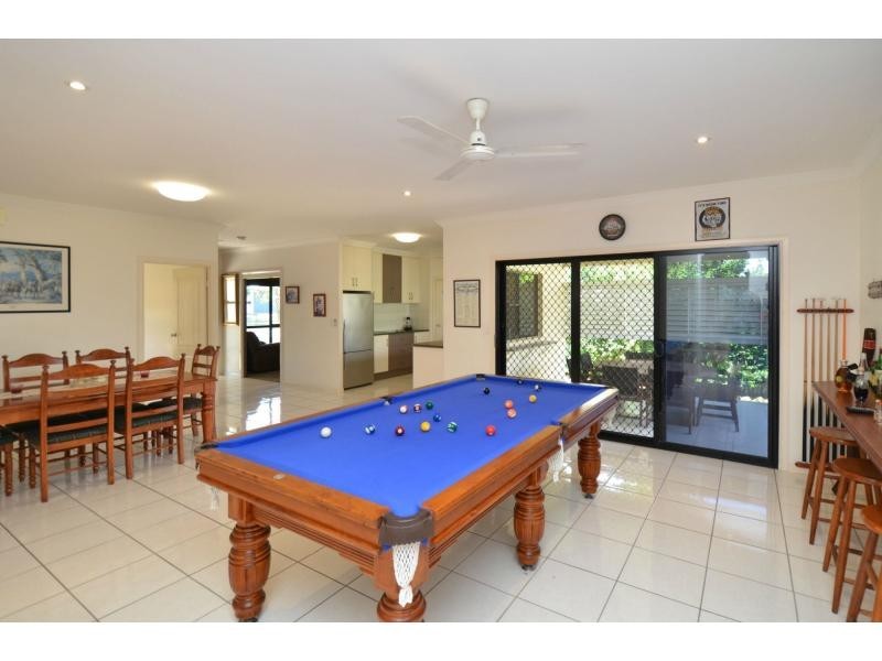 30 Thorn Street, Mount Louisa QLD 4814