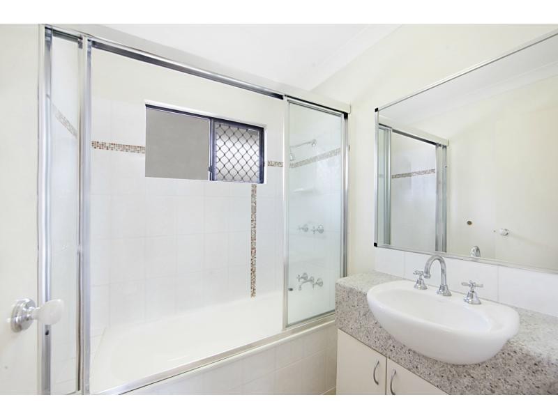 1 Kenwick Place, Kirwan QLD 4817