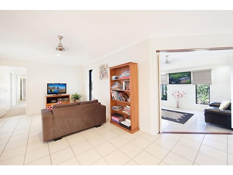 15 Chichester Avenue, Kirwan QLD 4817