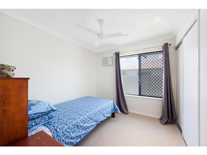 15 Chichester Avenue, Kirwan QLD 4817