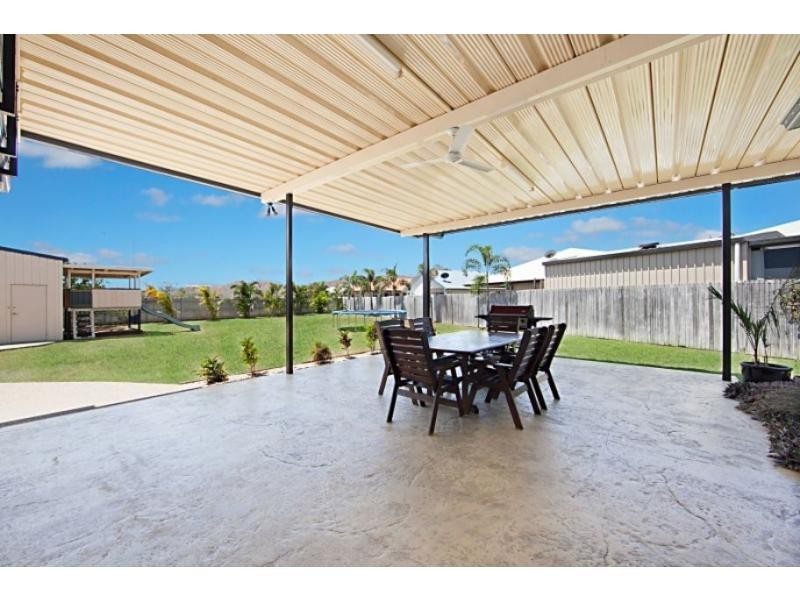 15 Chichester Avenue, Kirwan QLD 4817