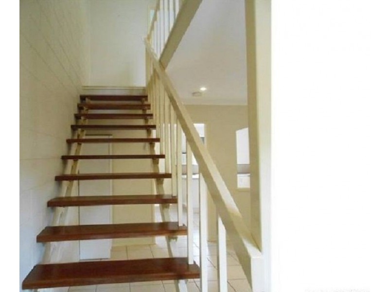 4/18 French Street, Pimlico QLD 4812