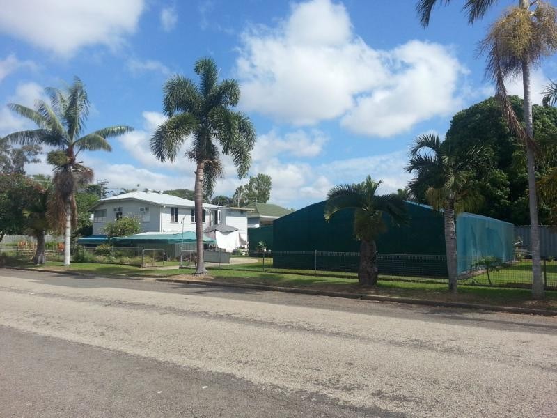 24 Mango Avenue, Mundingburra QLD 4812