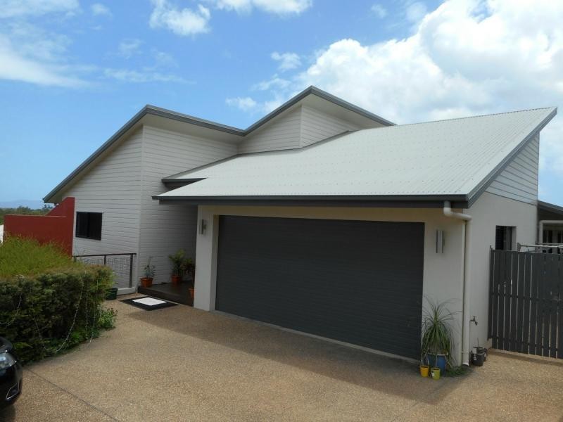 23 Outlook Crescent, Douglas QLD 4814