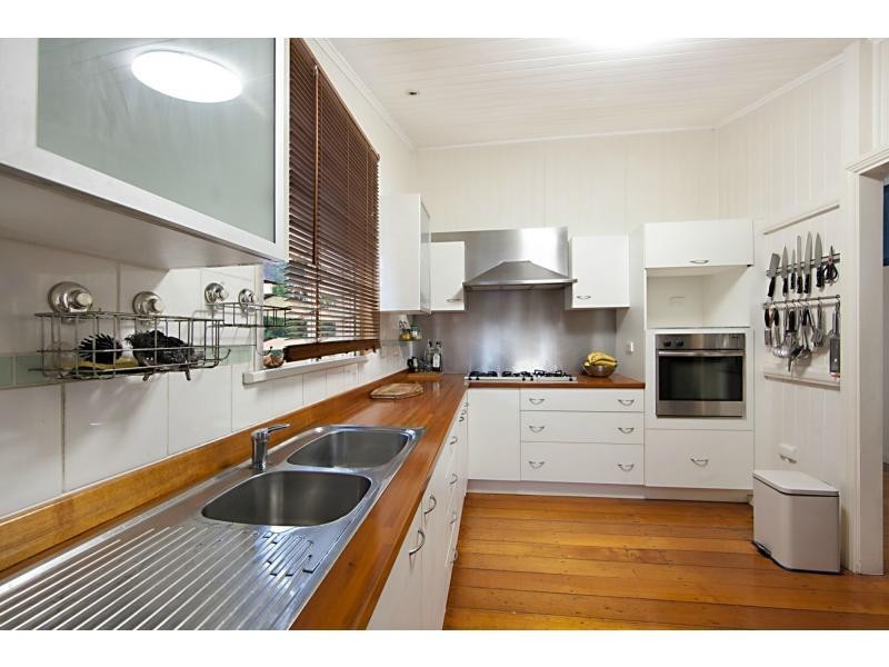 30A Hammond Way, Kelso QLD 4815