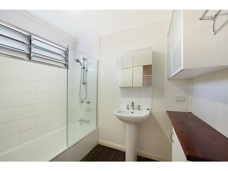 30A Hammond Way, Kelso QLD 4815