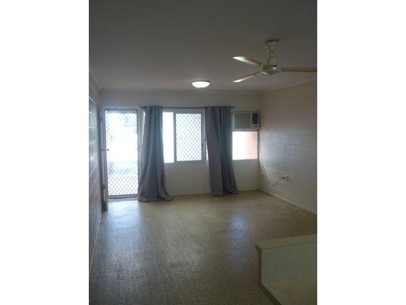 1/23 Carmody Street, Hermit Park QLD 4812