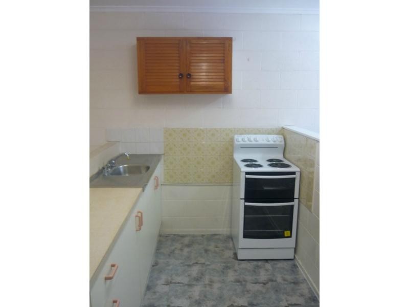 1/23 Carmody Street, Hermit Park QLD 4812