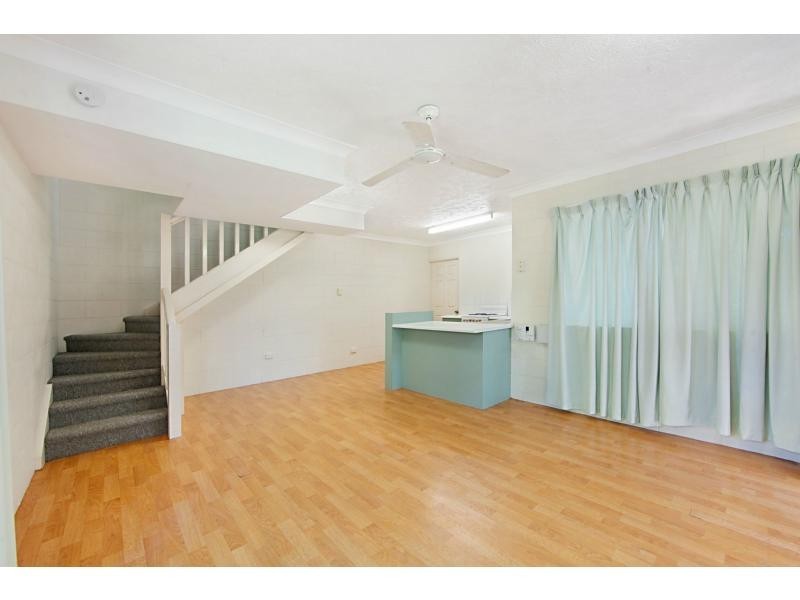 4/8 Queens Road, Railway Estate QLD 4810