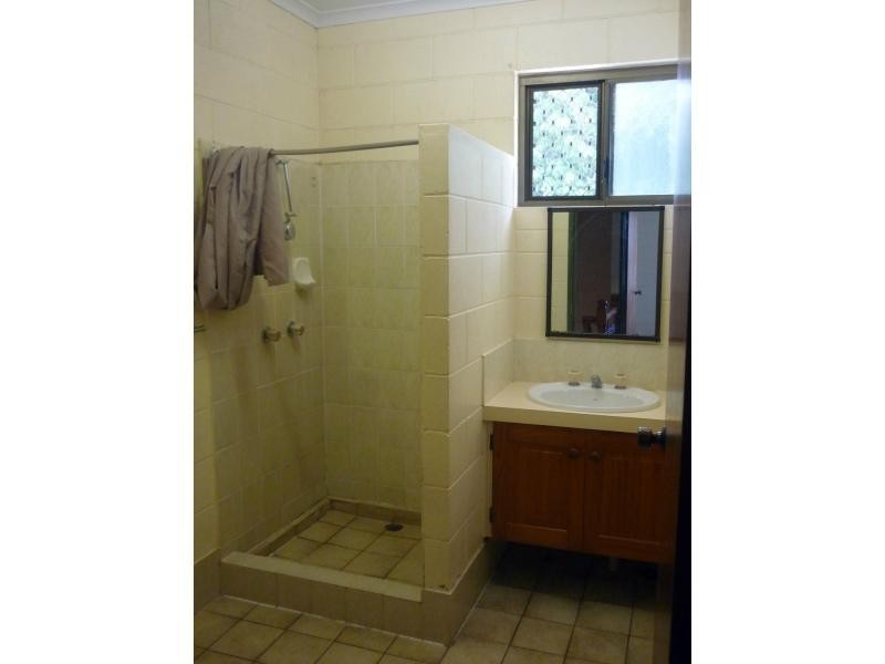 1/23 Park Street, Pimlico QLD 4812