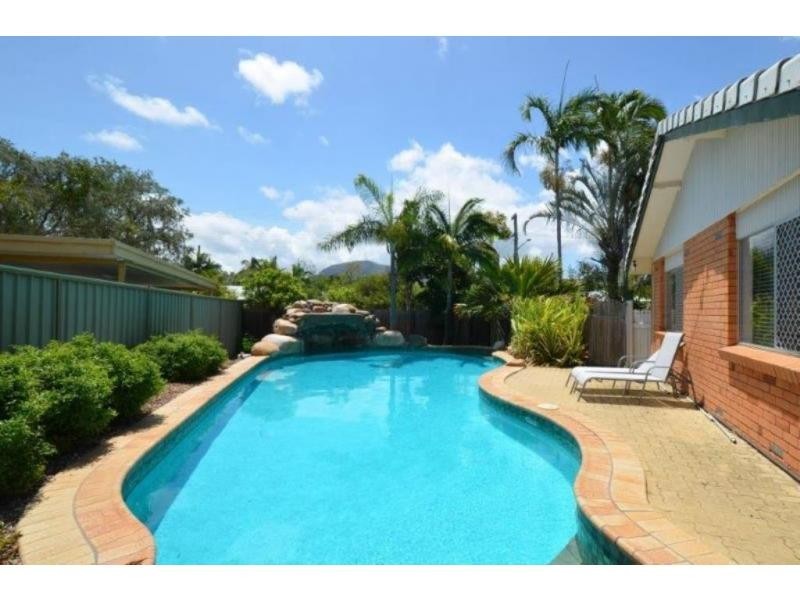 4 Marlynda Avenue, Cranbrook QLD 4814