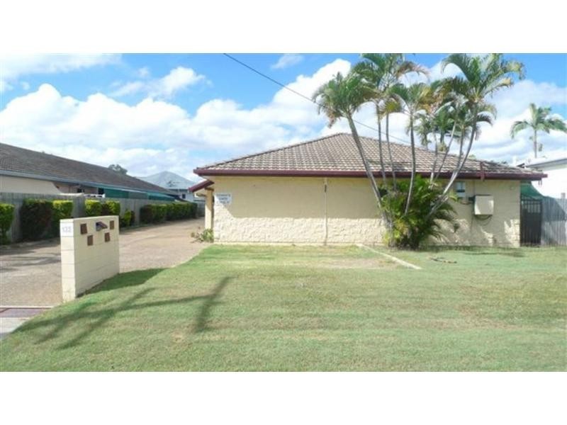 4/132 Queens Road, Hermit Park QLD 4812