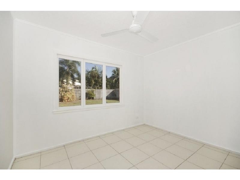 12 Kane Street, Mundingburra QLD 4812