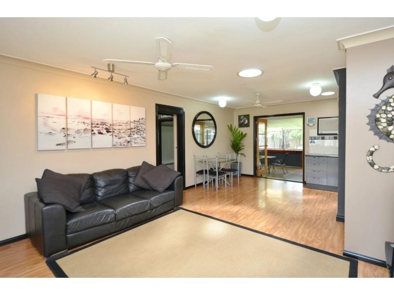 17 Kayleen Court, Burdell QLD 4818