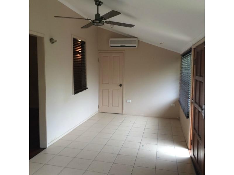 28 Ralston Street, West End QLD 4810
