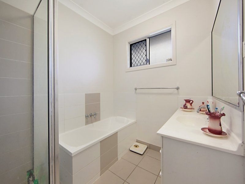 4 Dundabella Drive, Deeragun QLD 4818