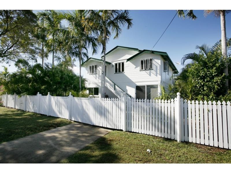 2 Kent Street, Gulliver QLD 4812