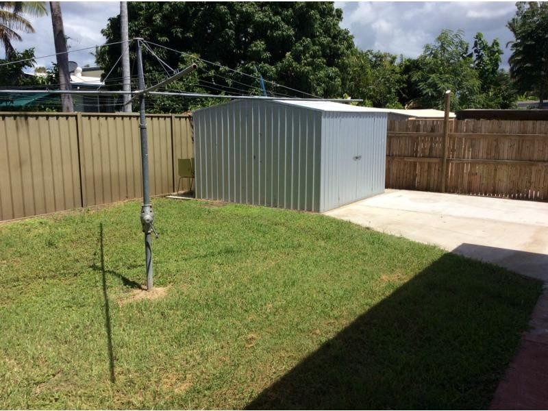 200 Charles Street, Cranbrook QLD 4814