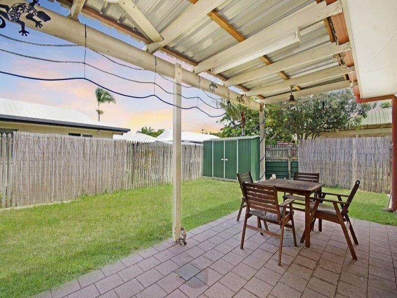 13A Tuffley Street, West End QLD 4810