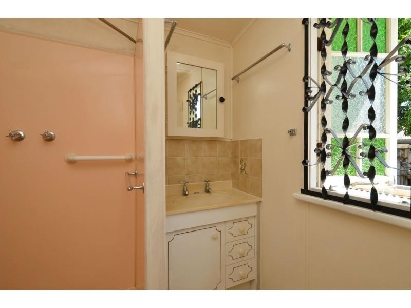 46 Ninth Avenue, Railway Estate QLD 4810