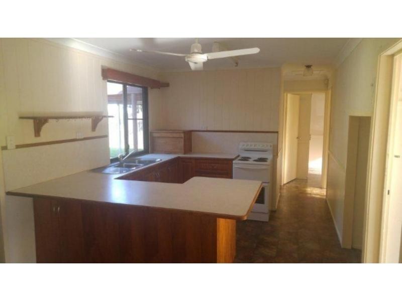 16 Edinburgh Drive, Deeragun QLD 4818