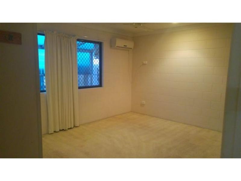 6 Gracedale Street, Mount Louisa QLD 4814