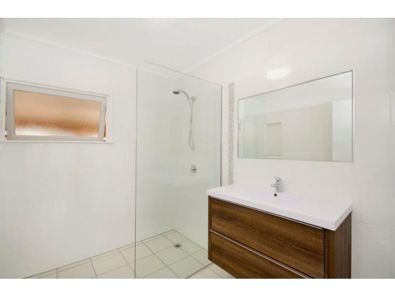 12 Kane Street, Mundingburra QLD 4812