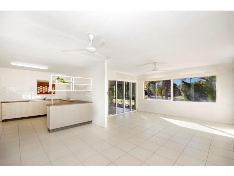 12 Kane Street, Mundingburra QLD 4812