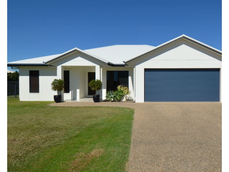 19 Gundabluey Crescent, Mount Low QLD 4818