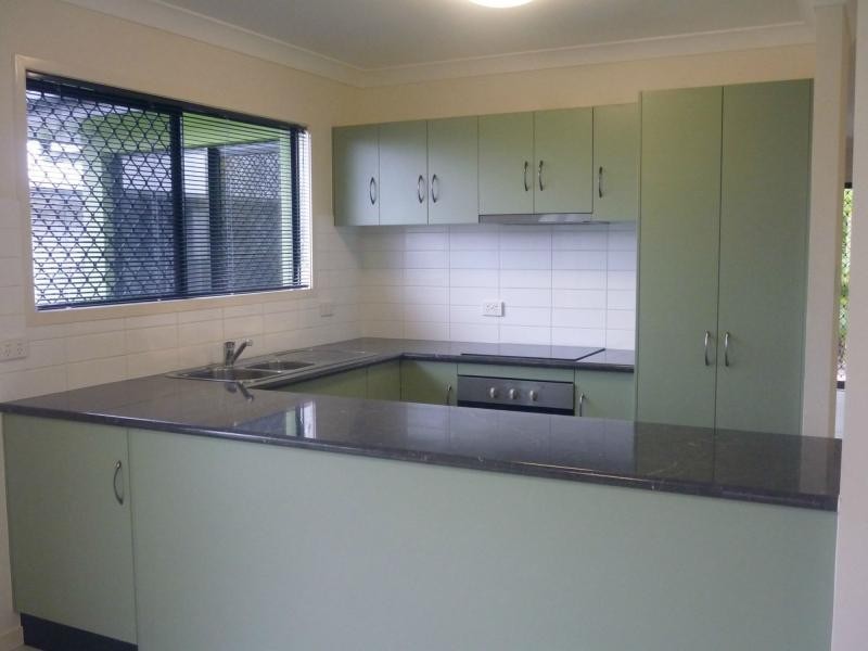 56 Kroymans Drive, Mount Louisa QLD 4814