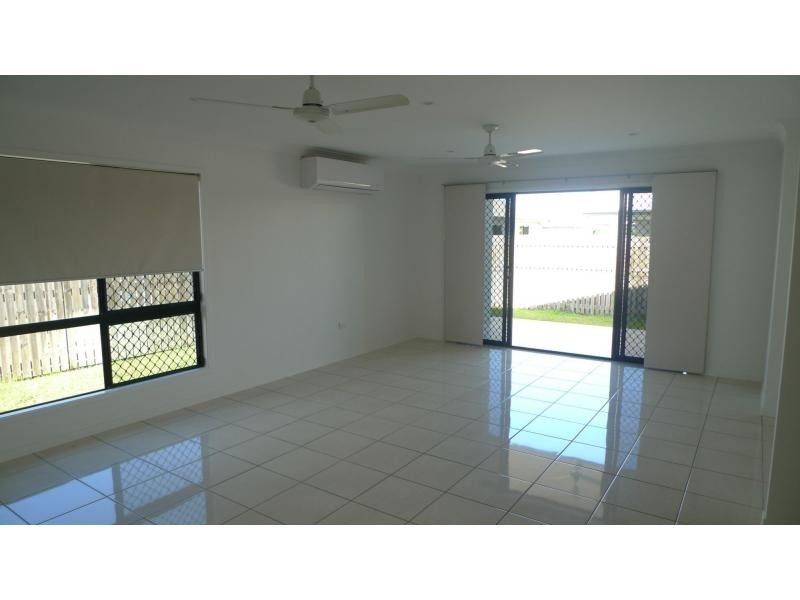 74 Kinnardy Street, Burdell QLD 4818