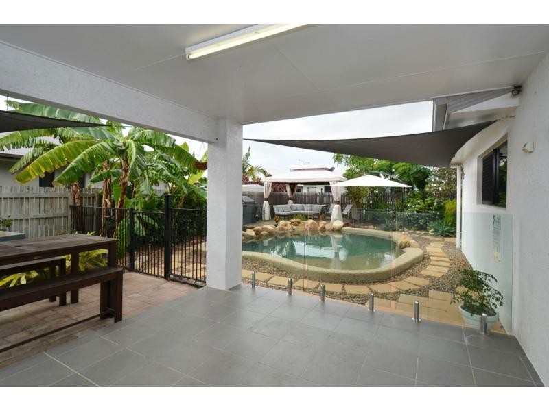 3 Rowley Place, Burdell QLD 4818