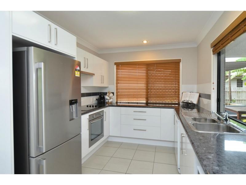 3 Rowley Place, Burdell QLD 4818