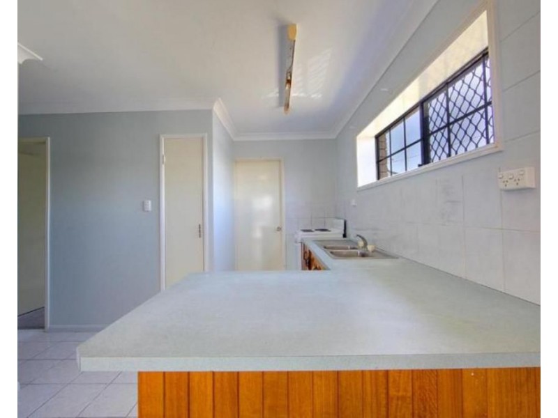1/18 Percy Street, West End QLD 4810
