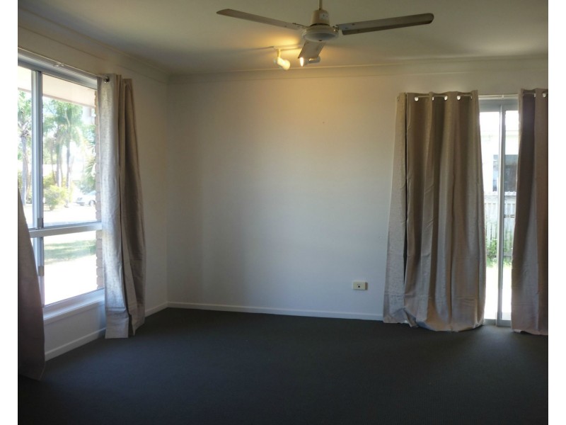 21 Doncaster Way, Mount Louisa QLD 4814