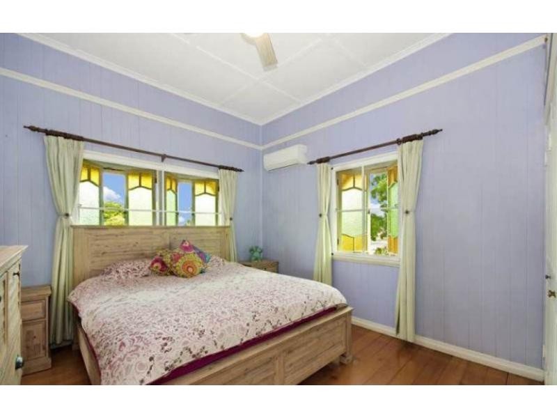 29 Kitchener Road, Pimlico QLD 4812