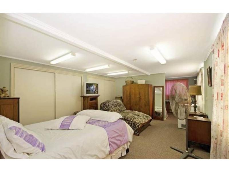 29 Kitchener Road, Pimlico QLD 4812