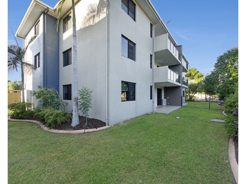 100 Ninth Avenue, Railway Estate QLD 4810