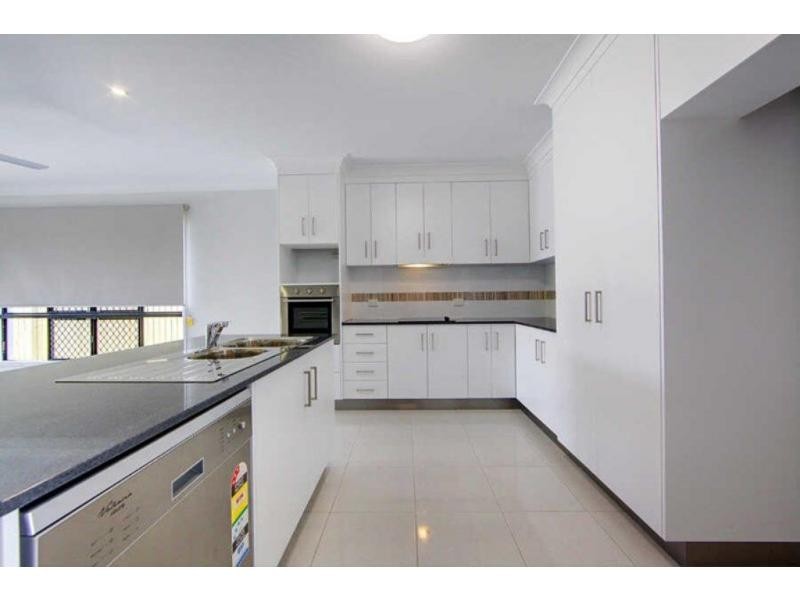 6 Molokai Street, Burdell QLD 4818
