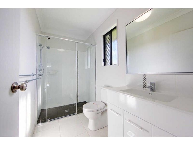 6 Molokai Street, Burdell QLD 4818