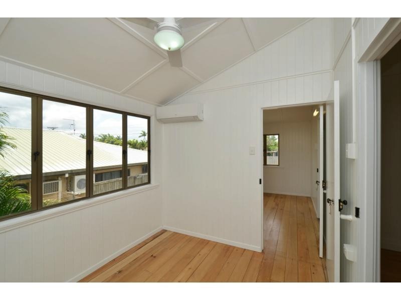 24 Gladstone Street, Pimlico QLD 4812