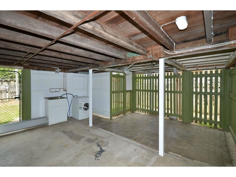 24 Gladstone Street, Pimlico QLD 4812