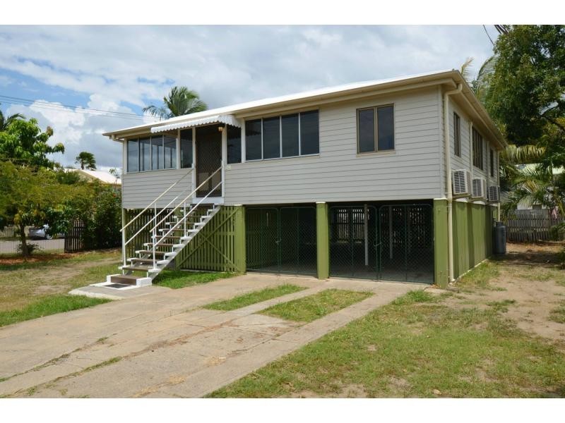 24 Gladstone Street, Pimlico QLD 4812