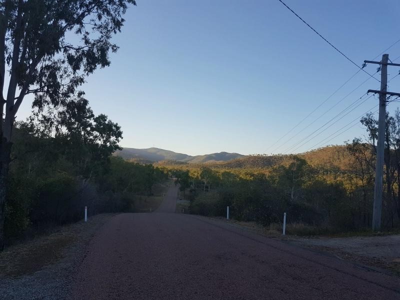 25 Chisholm Trail, Oak Valley QLD 4811