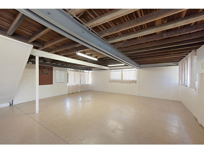 16 Lambert Street, Kirwan QLD 4817