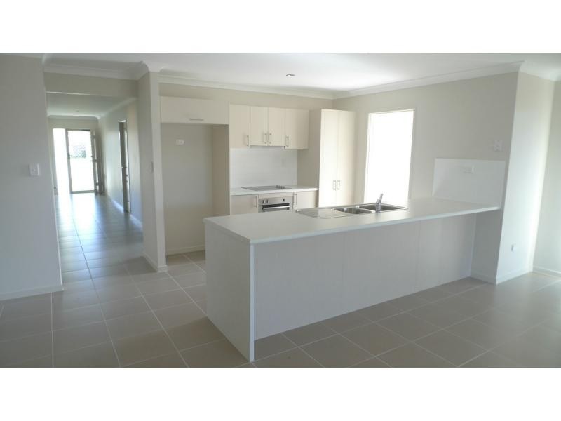 72 Bonnett Road, Mount Low QLD 4818