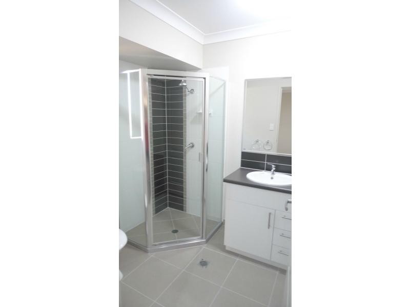 72 Bonnett Road, Mount Low QLD 4818