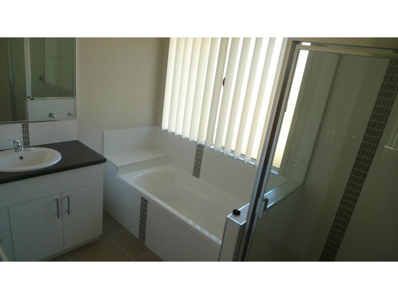 72 Bonnett Road, Mount Low QLD 4818